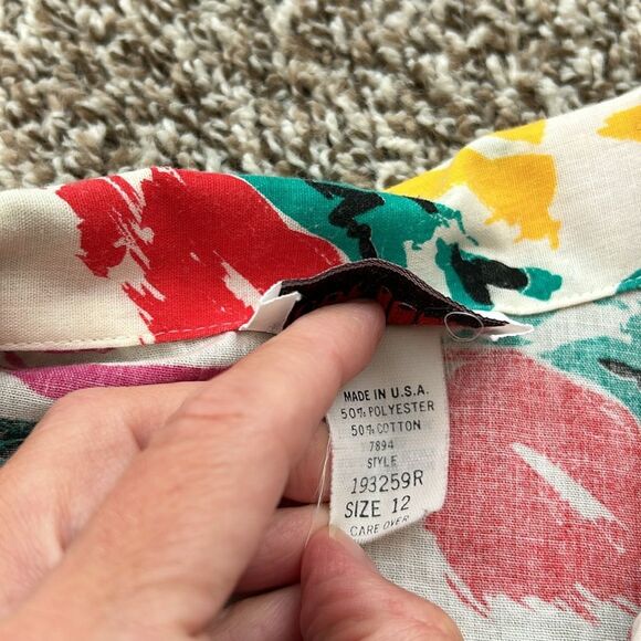 Vintage 80s Judy Bond Shortsleeve Button Up Floral Tulip Blouse Made in the USA - Picture 14 of 14